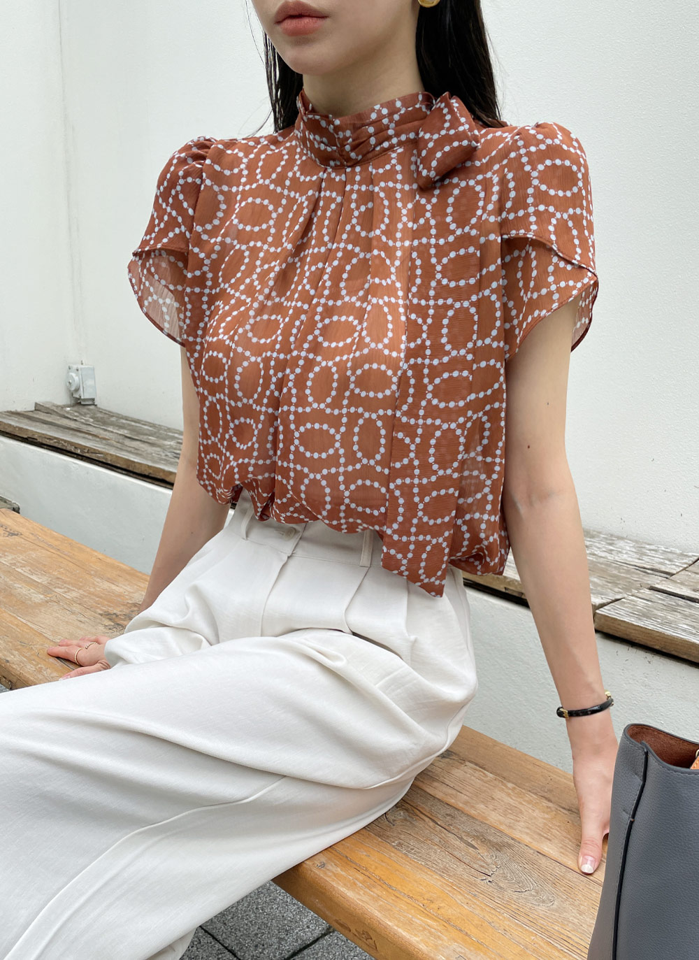 ドットラインネックリボンブラウス・全3色 | レディースファッション