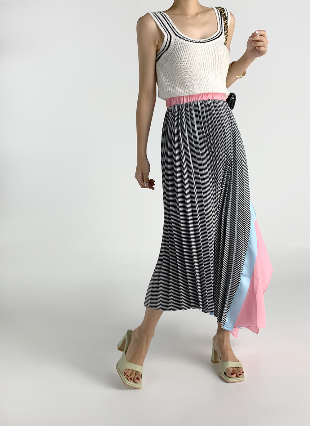 レディース ライン ノースリーブニット ラインノースリーブニット【BLACK】 – ELLIE
