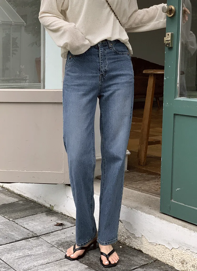 STONE  ストレートデニム ミディアムブルー ミディアムブルーストレートデニムパンツ | レディースファッション