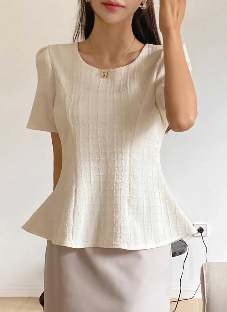 エンボスチェックパフブラウス | DHOLIC | 詳細画像1