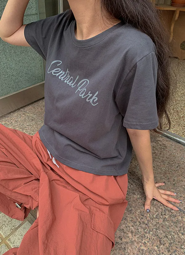 レタリングクロップドTシャツ | qnigirls | 詳細画像1