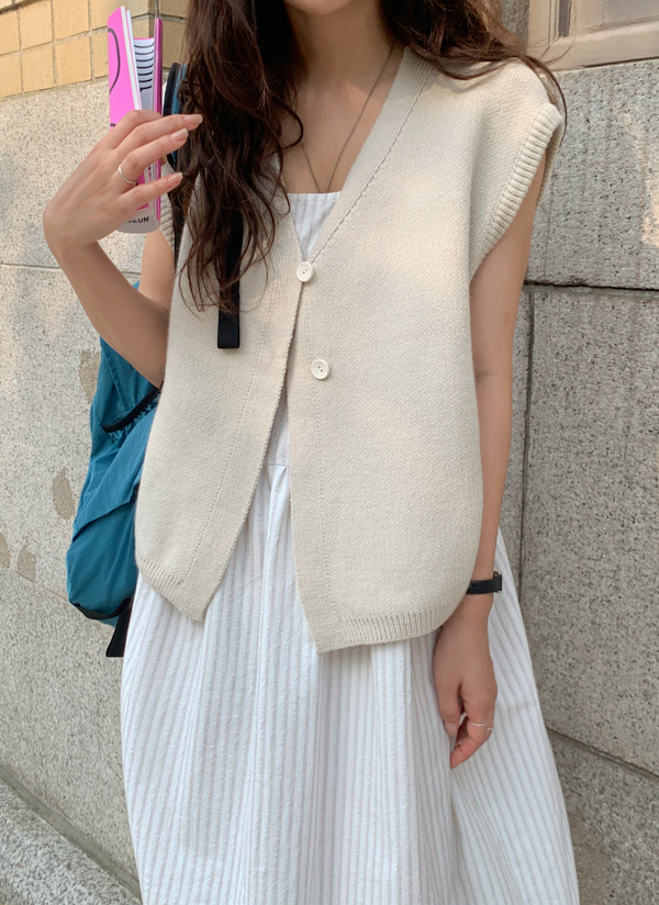 ツーボタンvネックニットベスト レディースファッション通販 Dholic 公式