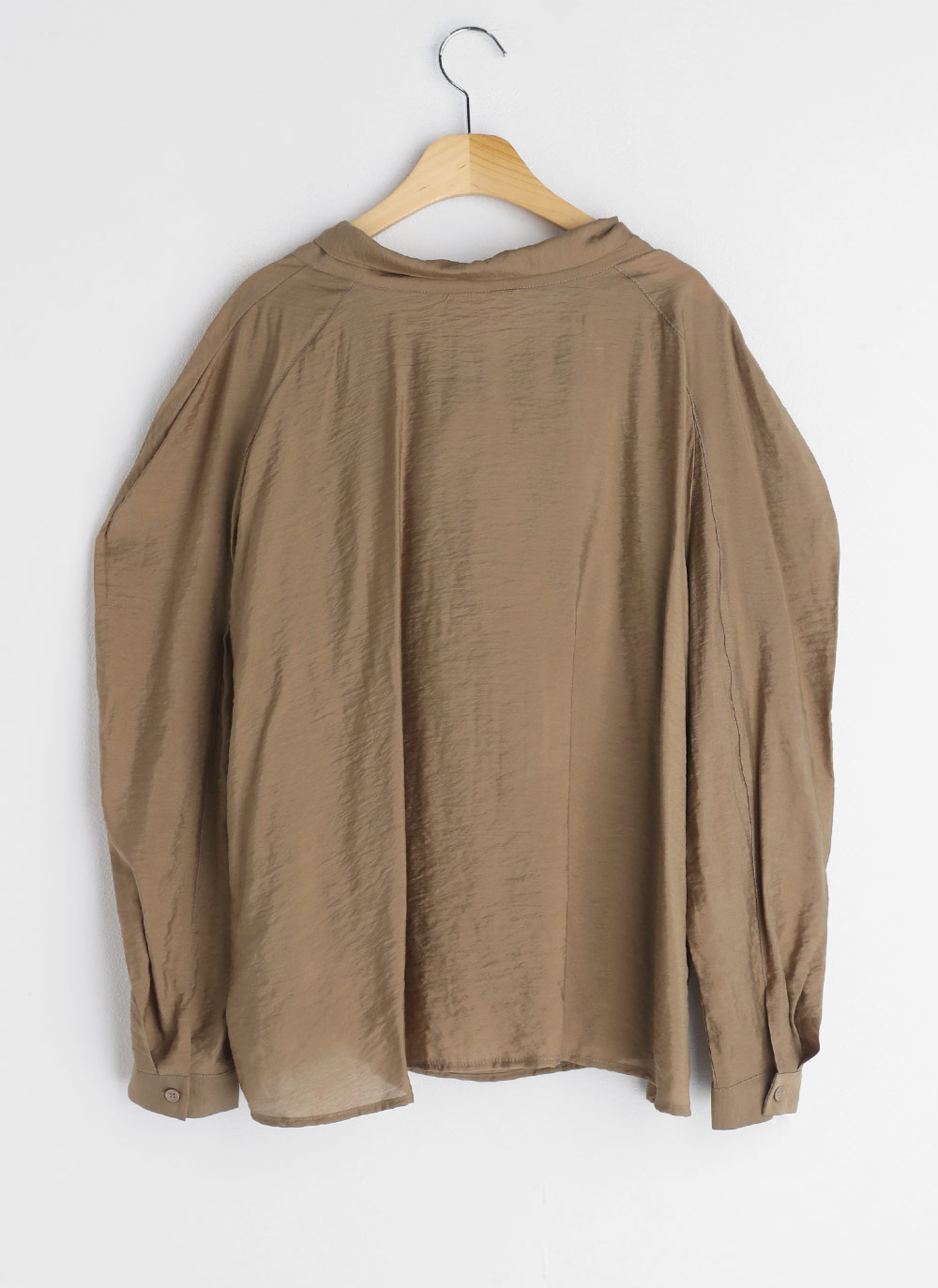 【ルネ】お袖おリボン♡パフスリーブ♡ブラウス ルネ】お袖おリボン♡パフスリーブ♡ブラウス 価格ファッション