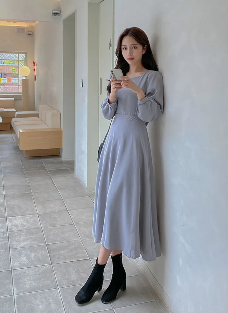 セーラー襟のパフ袖ワンピース ローズグレー まわれ 