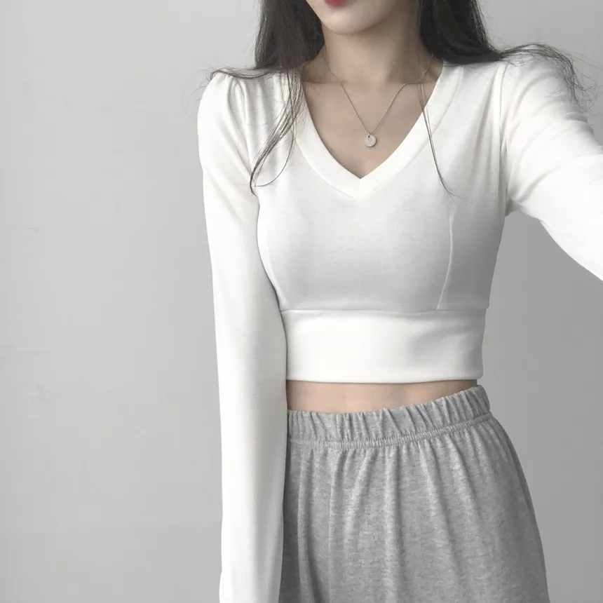 アーバンリサーチ ITEMS Vネック ワイド カットソー クロップド 長袖 F スムース】長袖VネックTシャツ[品番：LOSW0000104]｜CLOTHY（クロシィ