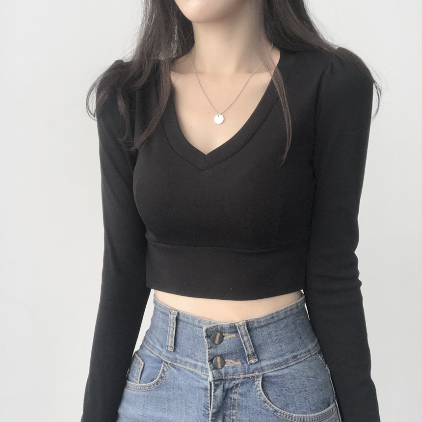 VネッククロップドTシャツ | レディースファッション通販 - DHOLIC