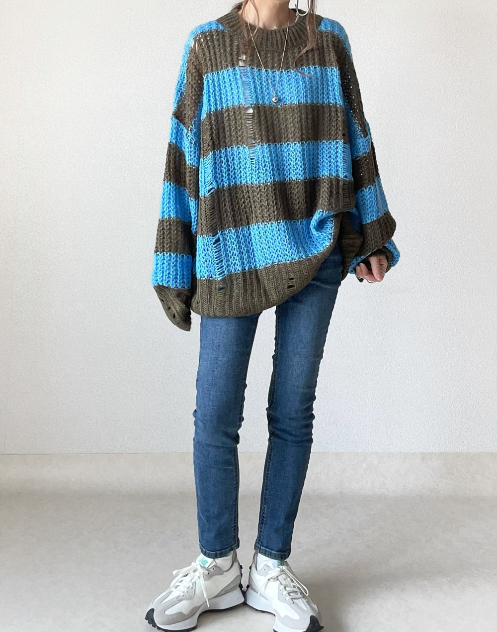 オーバーサイズダメージボーダーニット | レディース