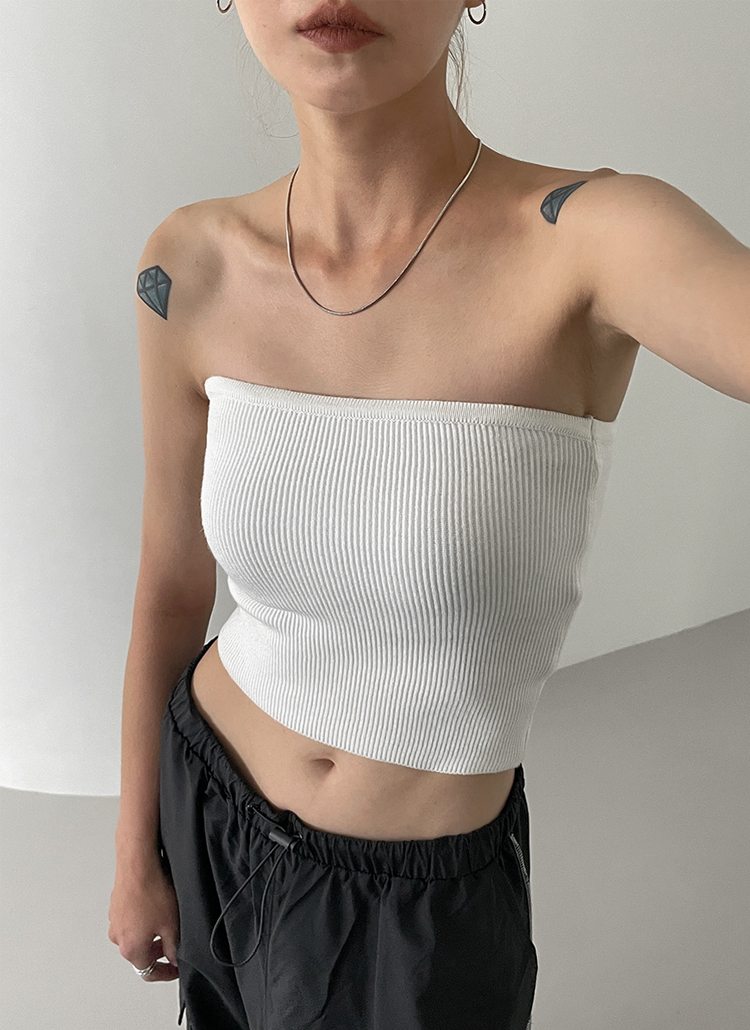 るるりんHEVE ホワイト チューリップトップス るるりんHEVE ホワイト チューリップトップス るるりんHEVE