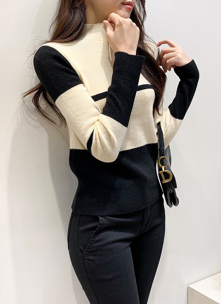 大人っぽくモダンな配色ニット 配色モックネックニット p427234 レディース トップス 長袖 ニット 配色 柄 模様 モックネック ハーフネック  バイカラー タイト 細身 スリム 秋 冬 モダン 大人 フェミニン かわいい 可愛い モノトーン 韓国ファッション STYLE 74％以上節約