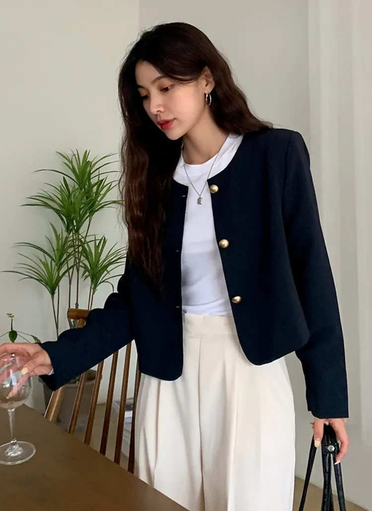 ゴールドボタンノーカラージャケット | レディースファッション通販  