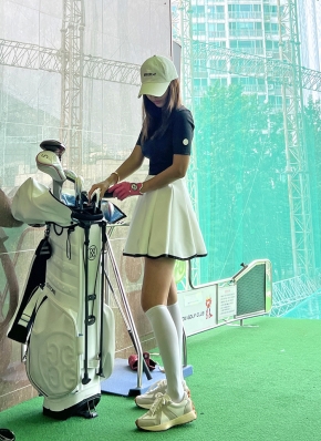 8640円 DHOLICゴルフウェア上下M新品タグ付き ディーホリック ウエア