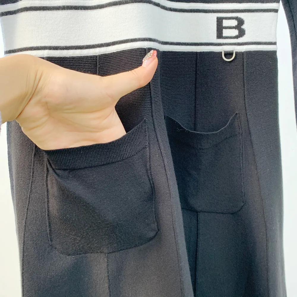 インナースカートパンツ付ニット配色ワンピース | voer | 詳細画像13