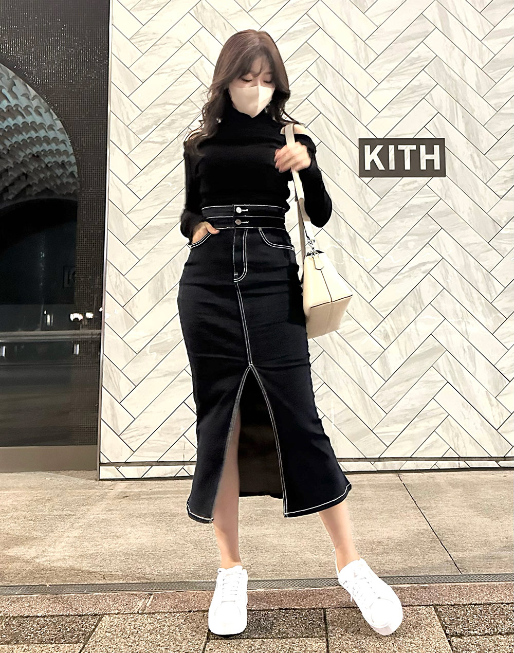 VIVIENNETAM ボディスカート山羊皮 1番外側ボタンでウエスト37×2㎝ 2ボタンハイウエストマーメイドデニムスカート | レディース