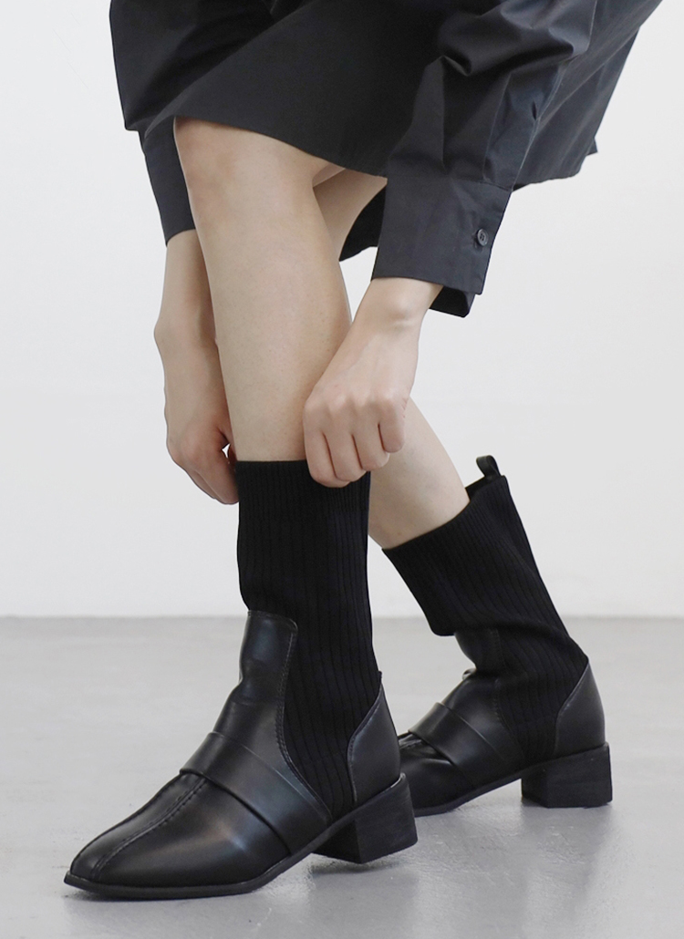 Chloe bea half deals sock boot