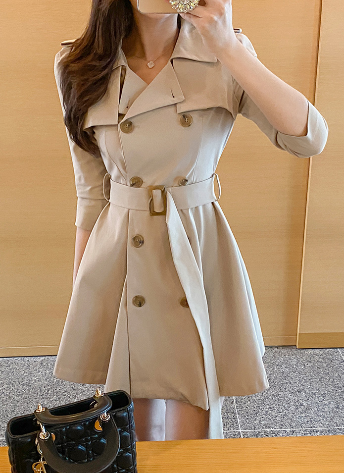 ベルテッド　トレンチ　ワンピース ベルテッド トレンチ ワンピース CH_hdmn Pour Les Femmes | CH_h