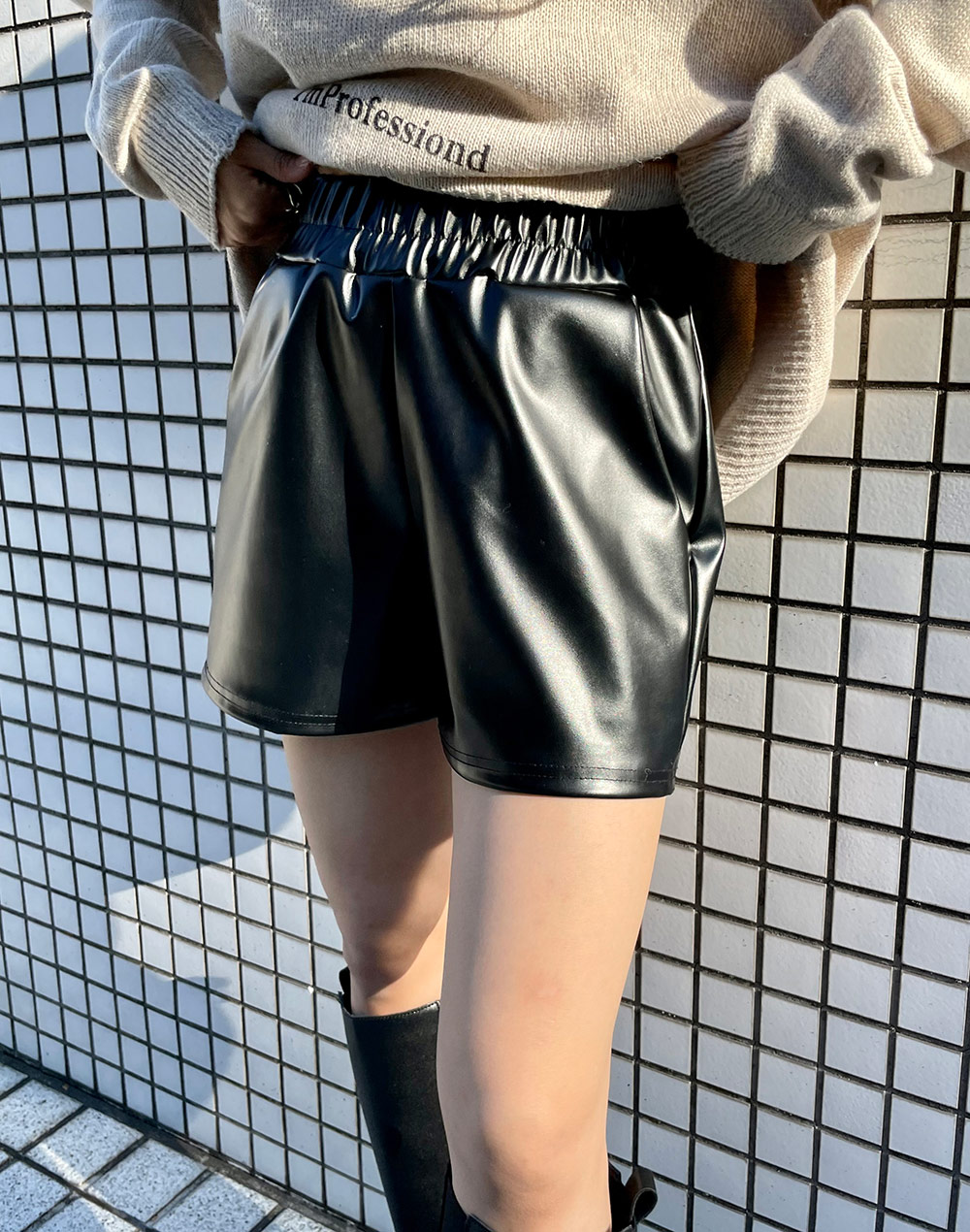 フェイクレザーショートパンツ | レディースファッション通販 - DHOLIC