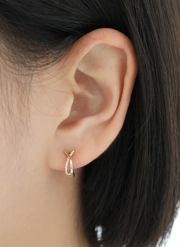 ツイストクロスリングピアス | レディースファッション通販 - DHOLIC