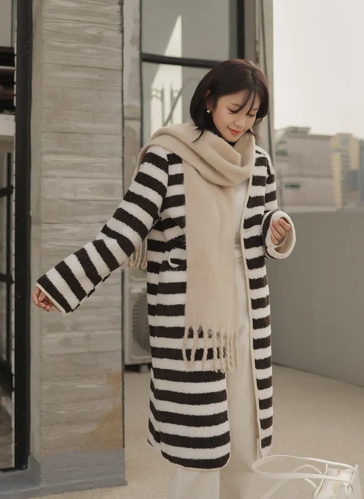 裏起毛ボアボーダーロングコート | レディースファッション通販 - DHOLIC 