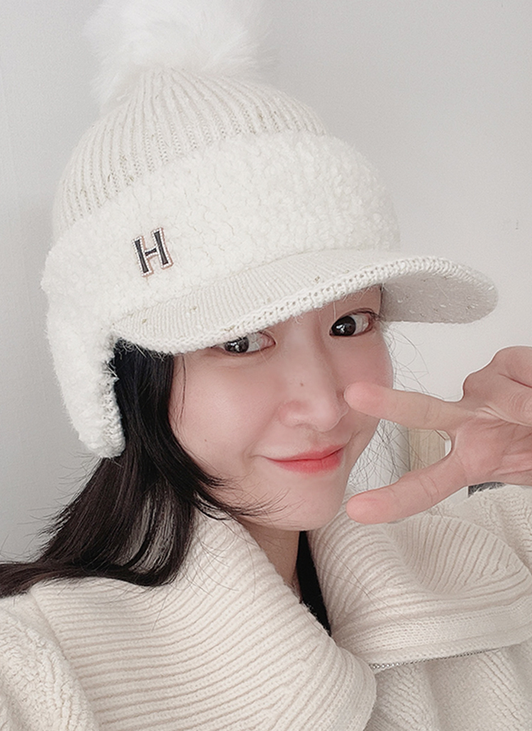 ファー裏地ポンポンニットキャップ | レディースファッション通販 - DHOLIC