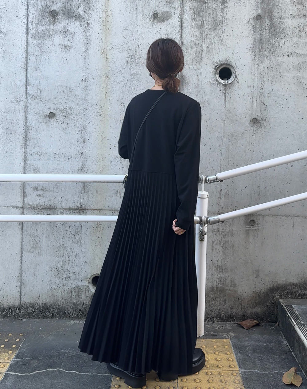 プリーツスカートワンピース | レディースファッション通販 - DHOLIC