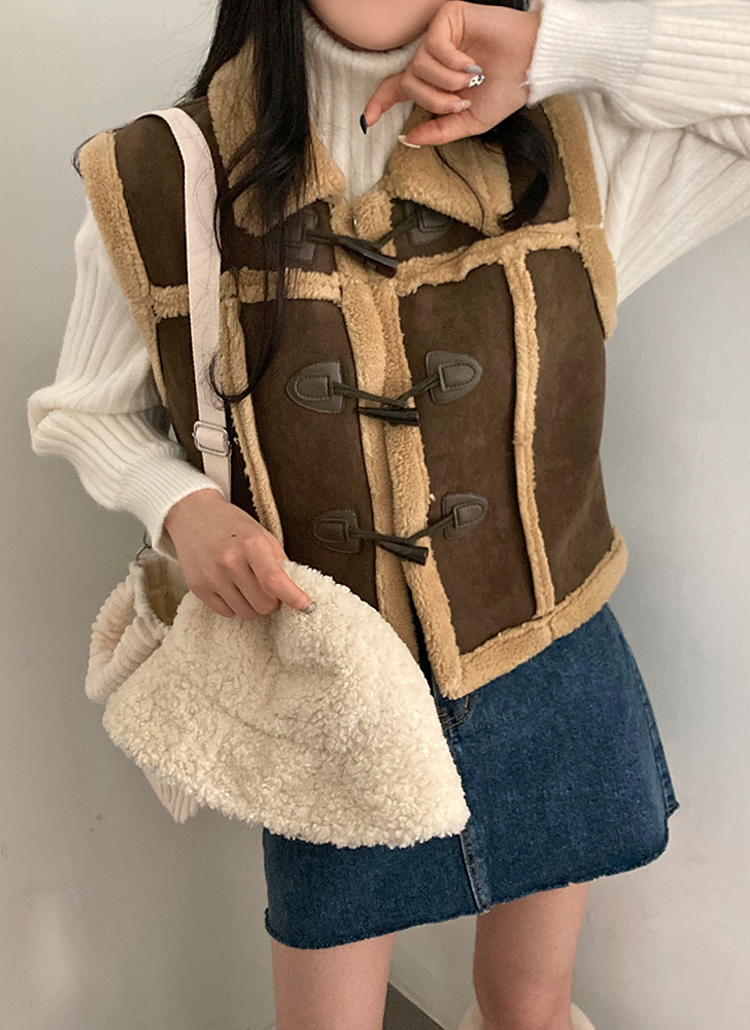 Me couture by Me ムートンベスト　新品 ムートン調ベスト