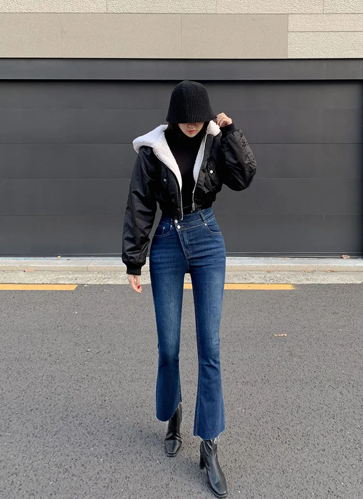 斜め2ボタンハイウエストフレアデニムパンツ | レディースファッション 