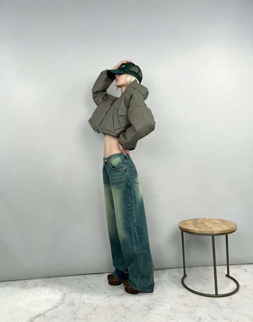 グリーンウォッシュドワイドデニムパンツ | レディースファッション 
