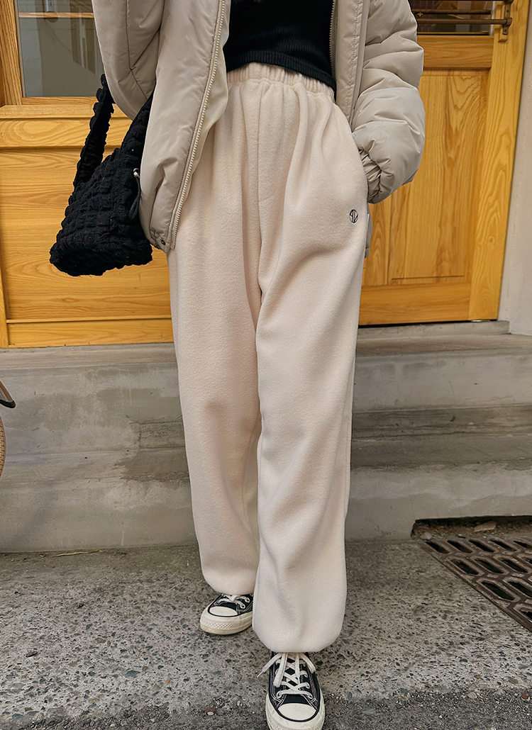 ミニロゴフリースパンツ | レディースファッション通販 - DHOLIC