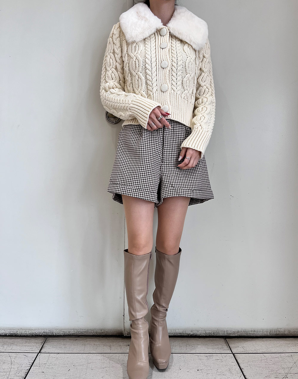 襟エコファーケーブルニットカーディガン | レディースファッション