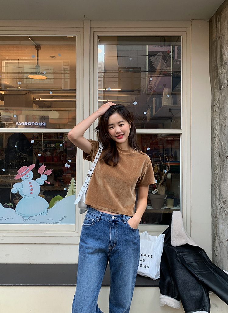 セミクロップドベロア半袖Tシャツ | レディースファッション通販 - DHOLIC