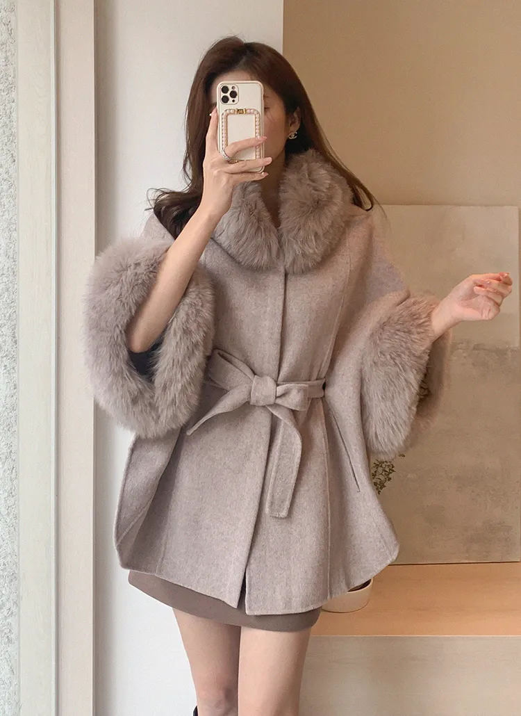 ファー&ストラップ付スタンドカラージャケット | レディース 