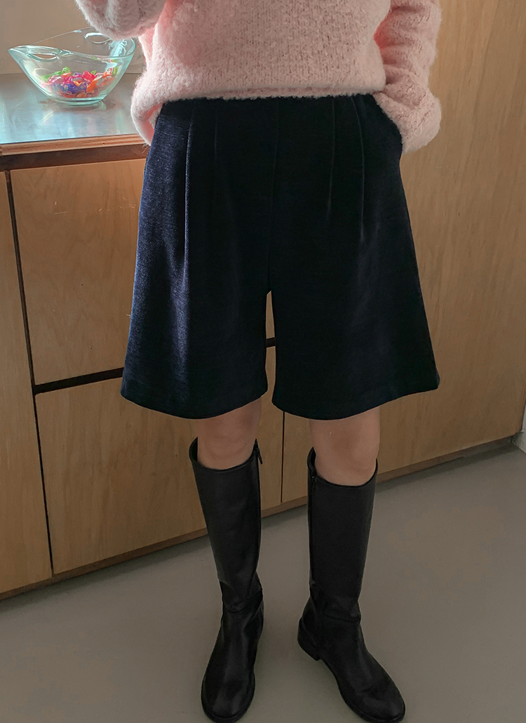 ベロアショートパンツ