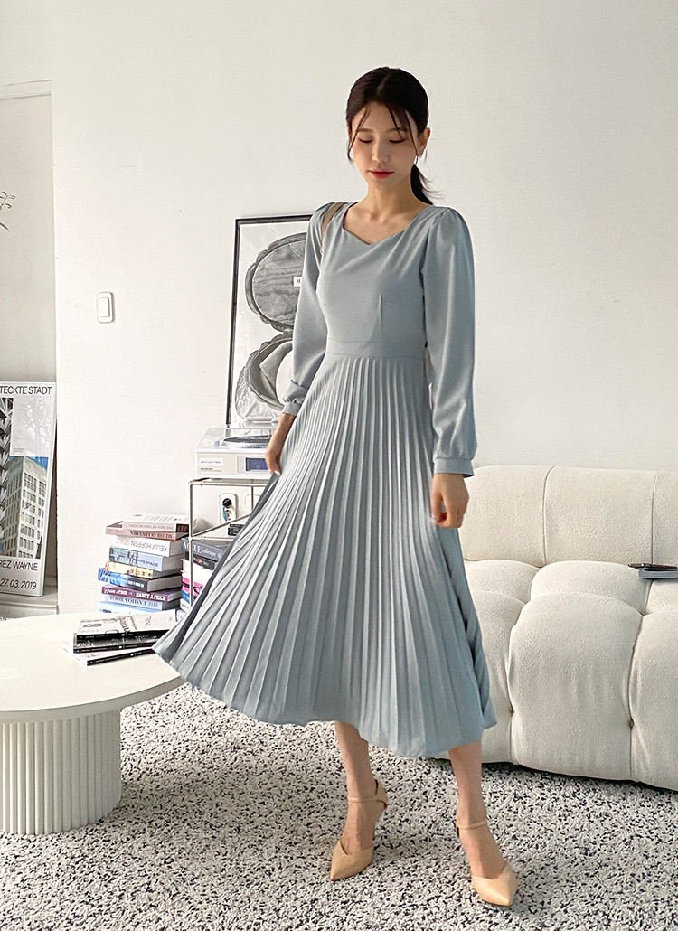 プリーツプリーズ　ティファニーブルー　ライトブルー　ワンピース　美品 ダイヤモンドプリーツワンピース | レディースファッション通販 - DHOLIC