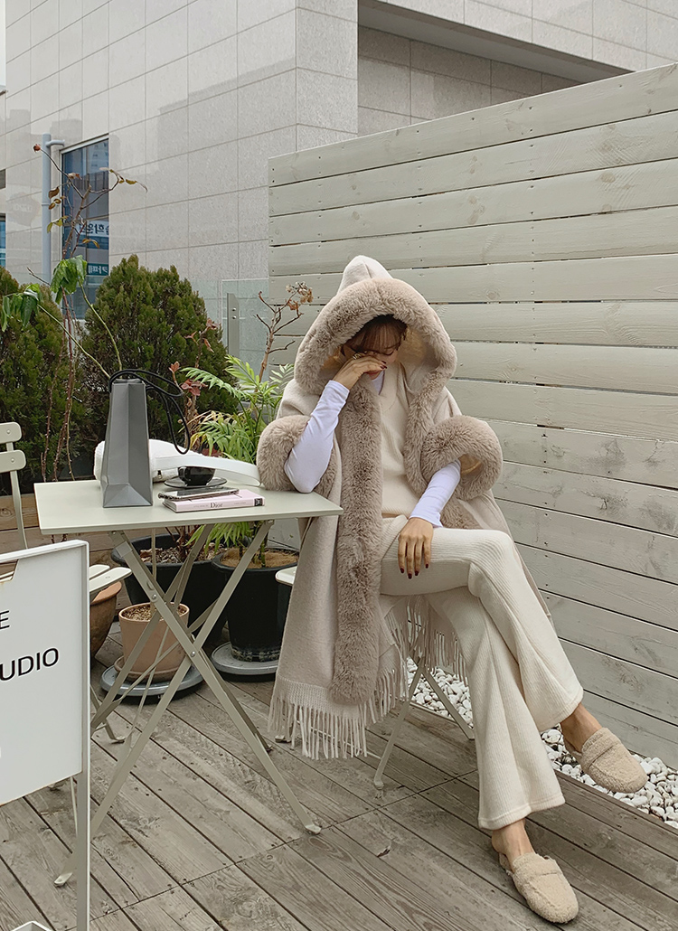 ファー配色フリンジケープ風コート | レディースファッション通販 - DHOLIC