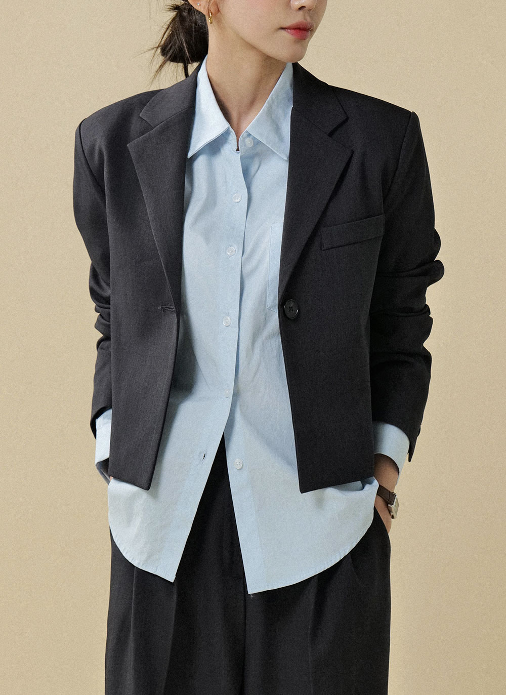 dholic ジャケット カラーネックゴールドボタンクロップドジャケット | レディース