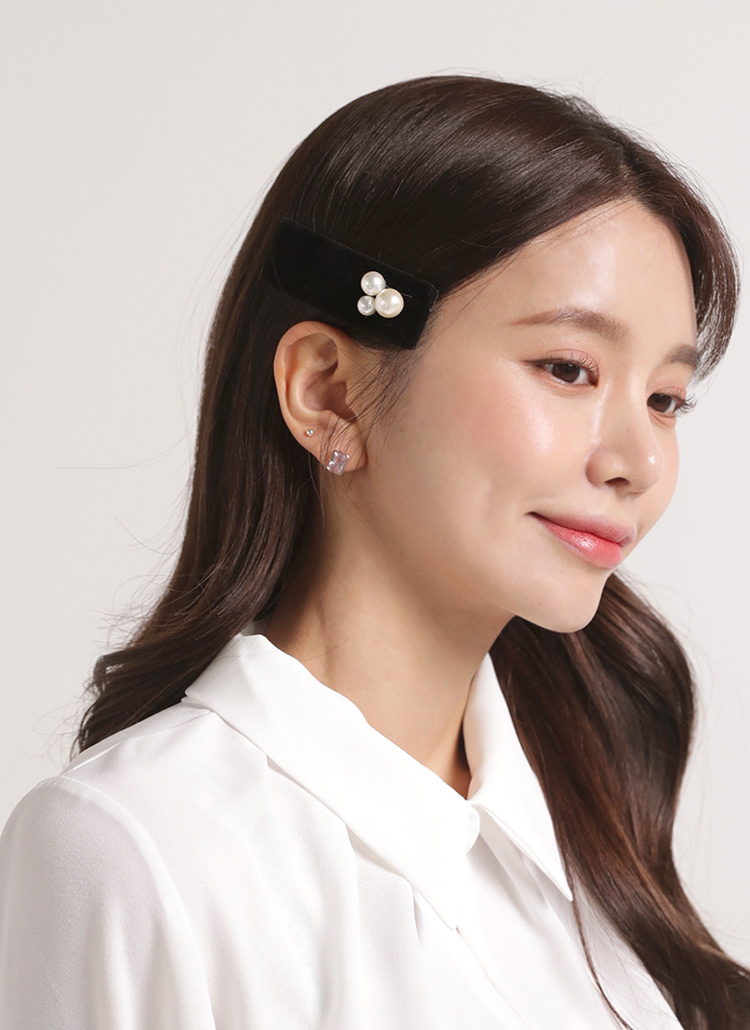 フェイクパールベロアヘアピン | レディースファッション通販 - DHOLIC