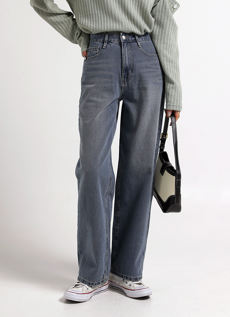 バレンシアガ　ストレートデニム　29 ハイウエストデニム バレンシアガ ストレートデニム 29 ハイウエストデニム