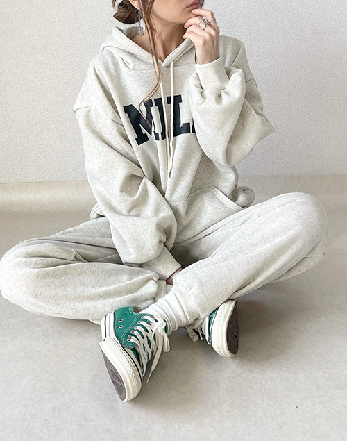 STCH スウェット ホワイト サイズL 未使用 裏起毛スウェットパーカーセットアップ | レディースファッション通販