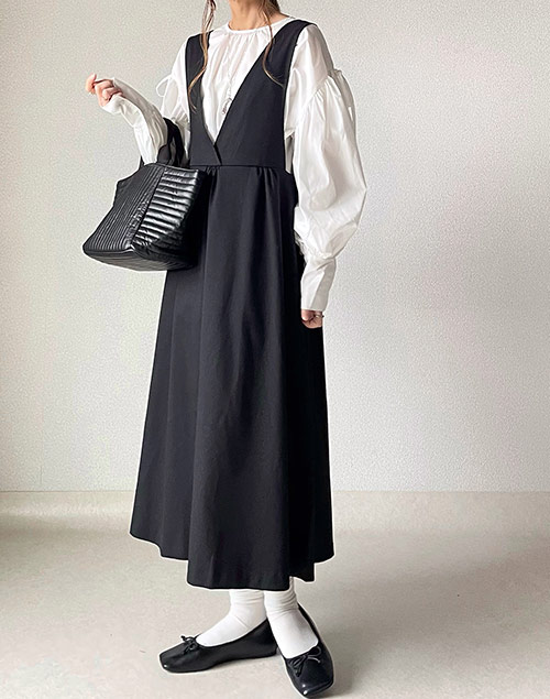 Vカットノースリーブワンピース | レディースファッション通販 - DHOLIC