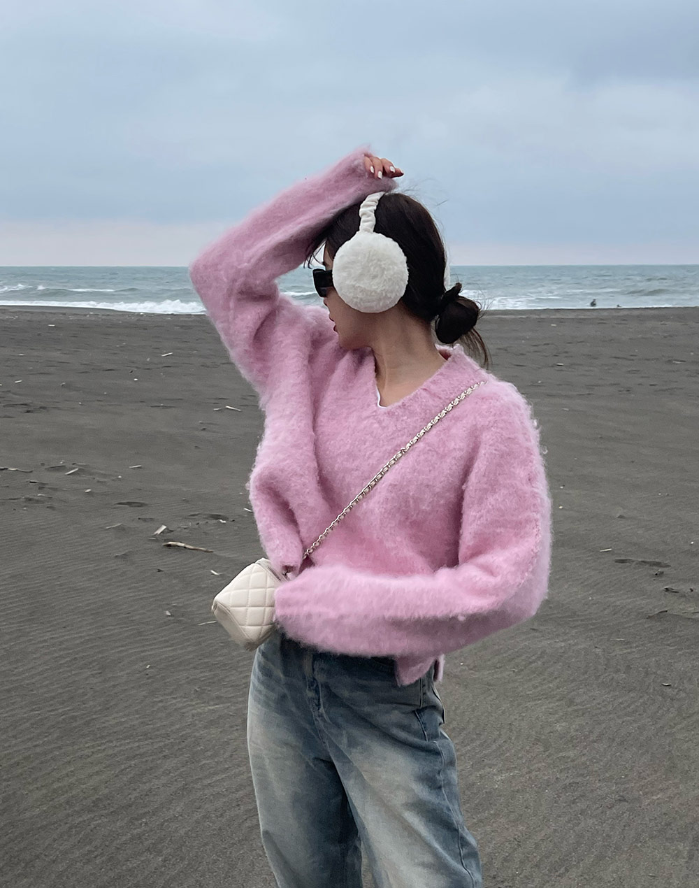 もけもけVネックニット | レディースファッション通販 - DHOLIC