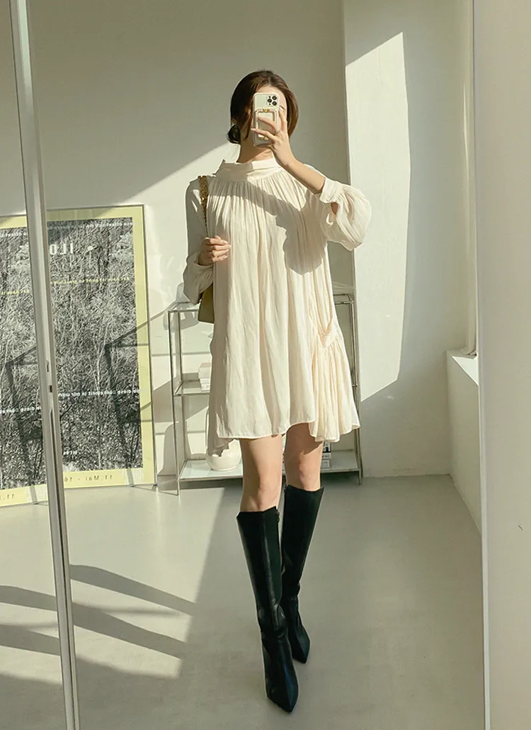 ギャザーハイネックシルキーワンピース | blackholej | 詳細画像1