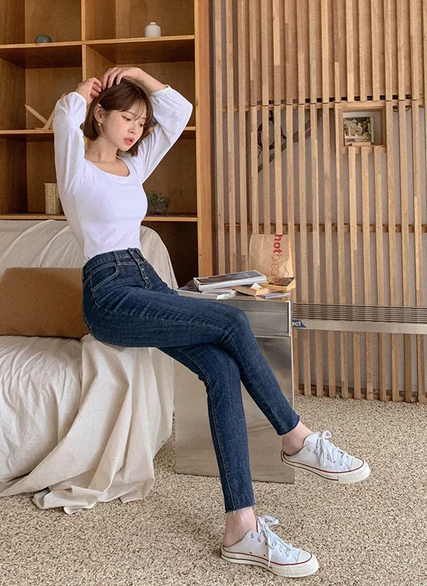 4ボタンスキニーデニムパンツ | レディースファッション通販 - DHOLIC 