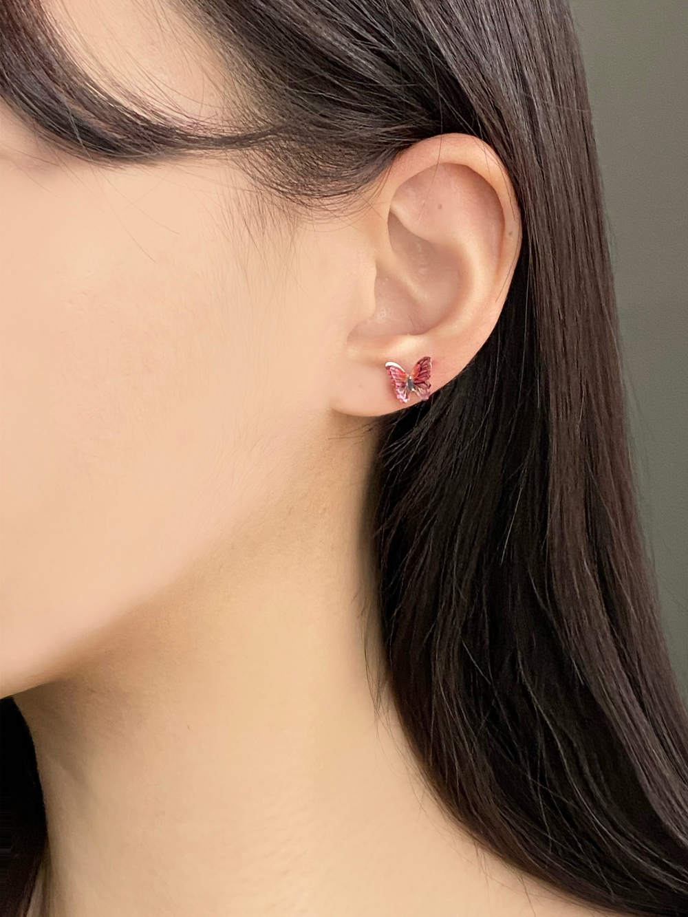 No.1138 ヴィヴィッドレッドのロングタッセルピアス　バタフライピアス バタフライピアス(片耳用) | レディースファッション通販 - DHOLIC