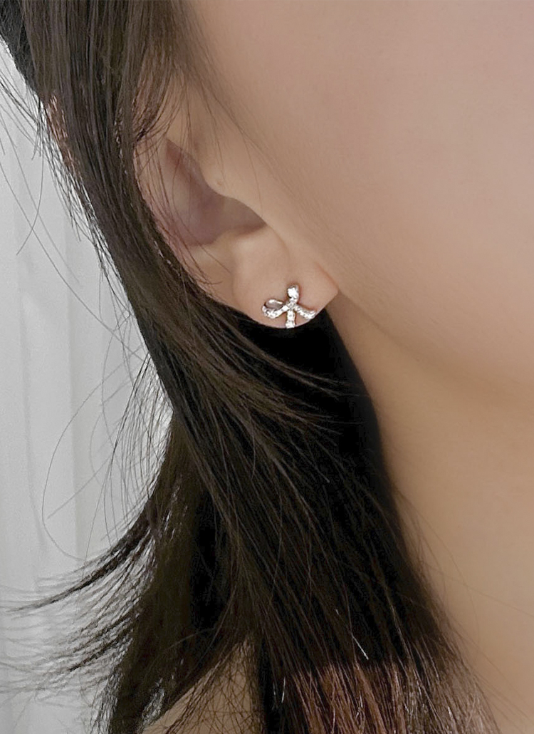 キュービックリボンピアス(white gold) | レディースファッション通販