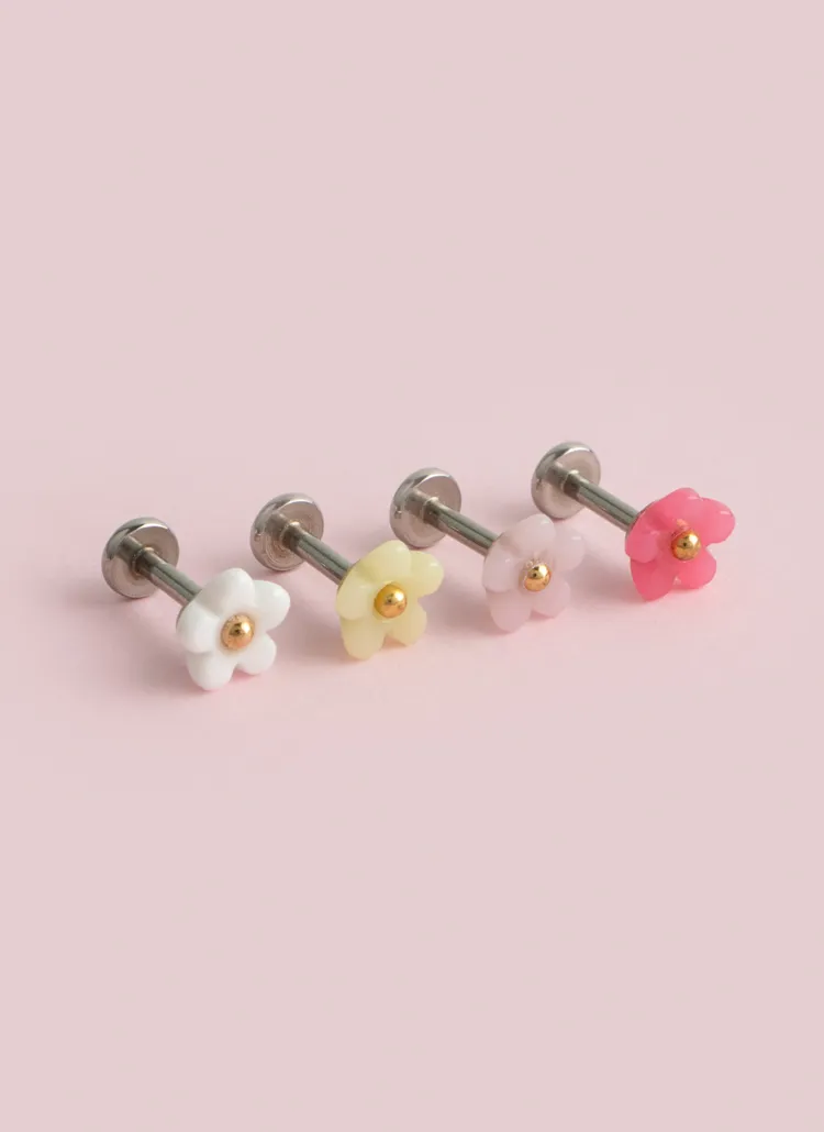 FUA Flower petal 片耳ピアス ivory つっかかり color