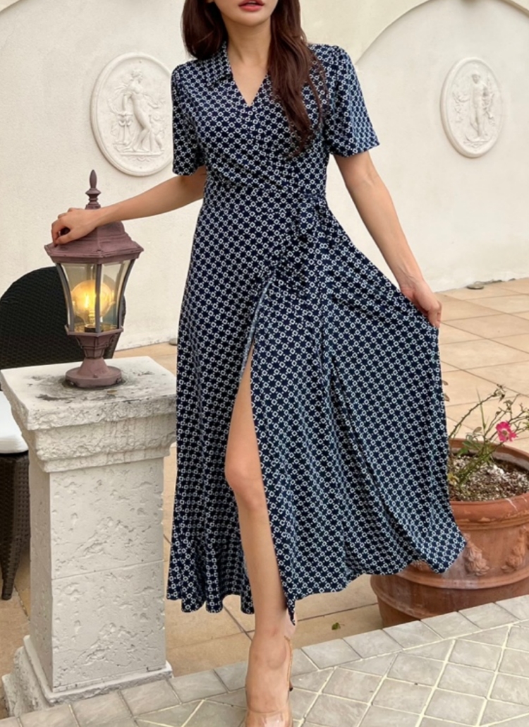 Aランク 新品 susuri ブラックルースターワンピース | alamiah.edu.sa