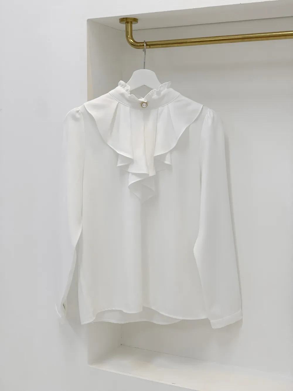 パールボタンラッフルブラウス | audreybubble | 詳細画像26