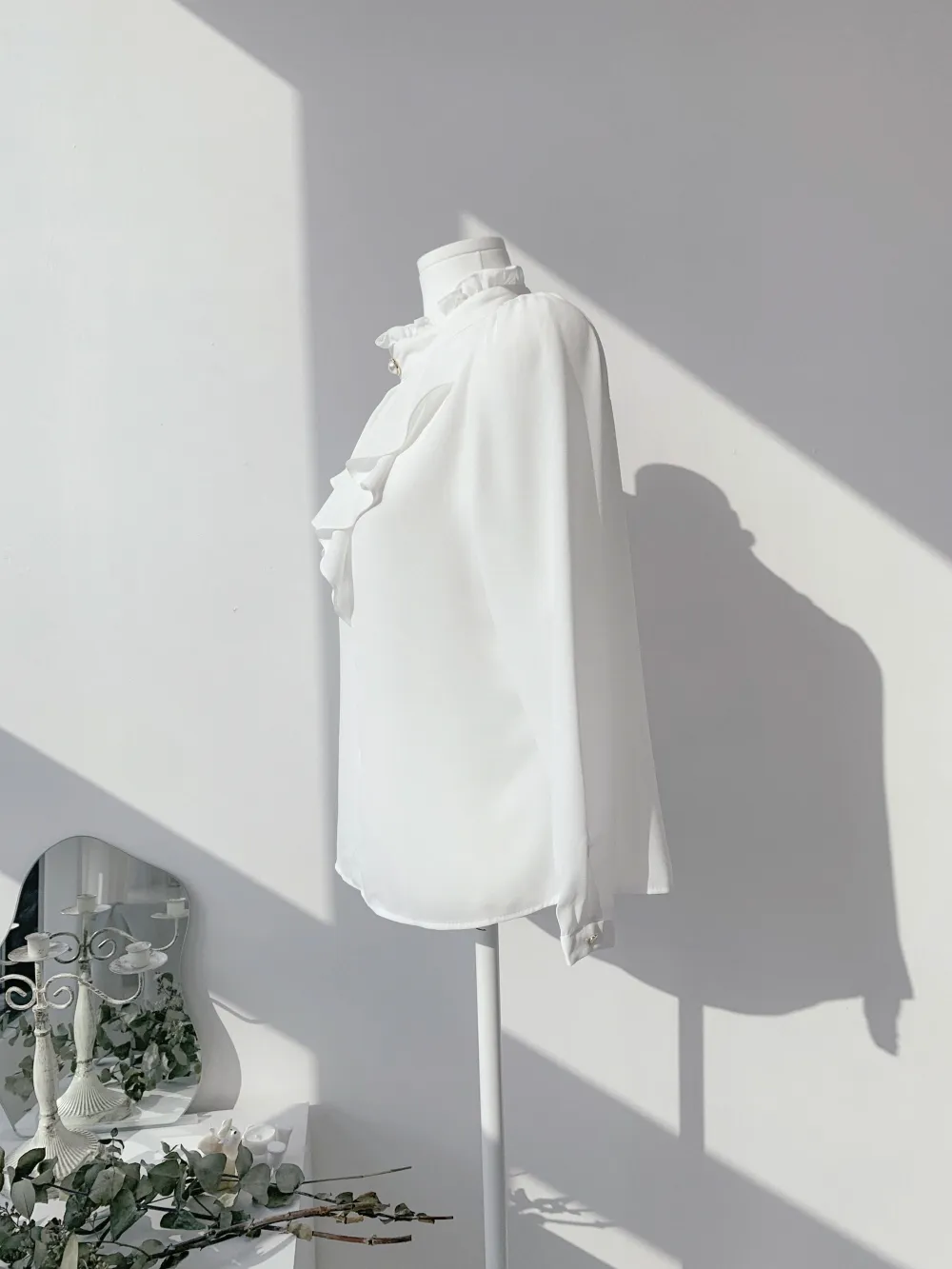 パールボタンラッフルブラウス | audreybubble | 詳細画像36