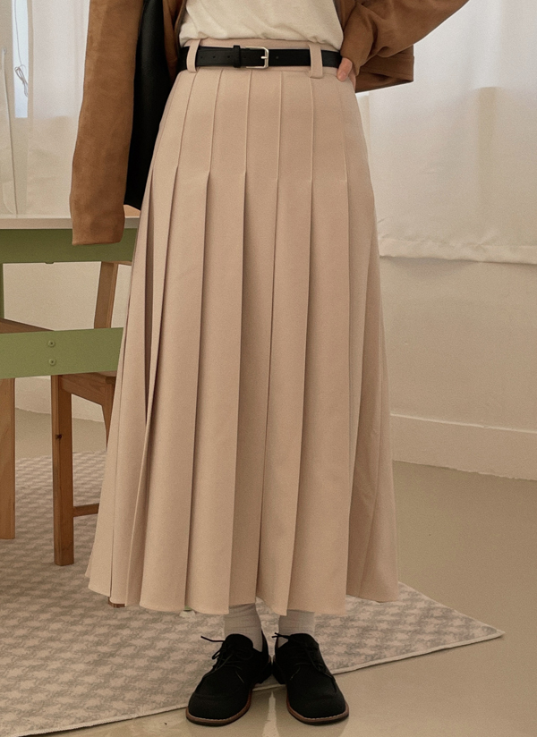 アイボリー フレアスカート ベルト付き 骨格ストレートベルト付きフレアスカート フレア/Aライン