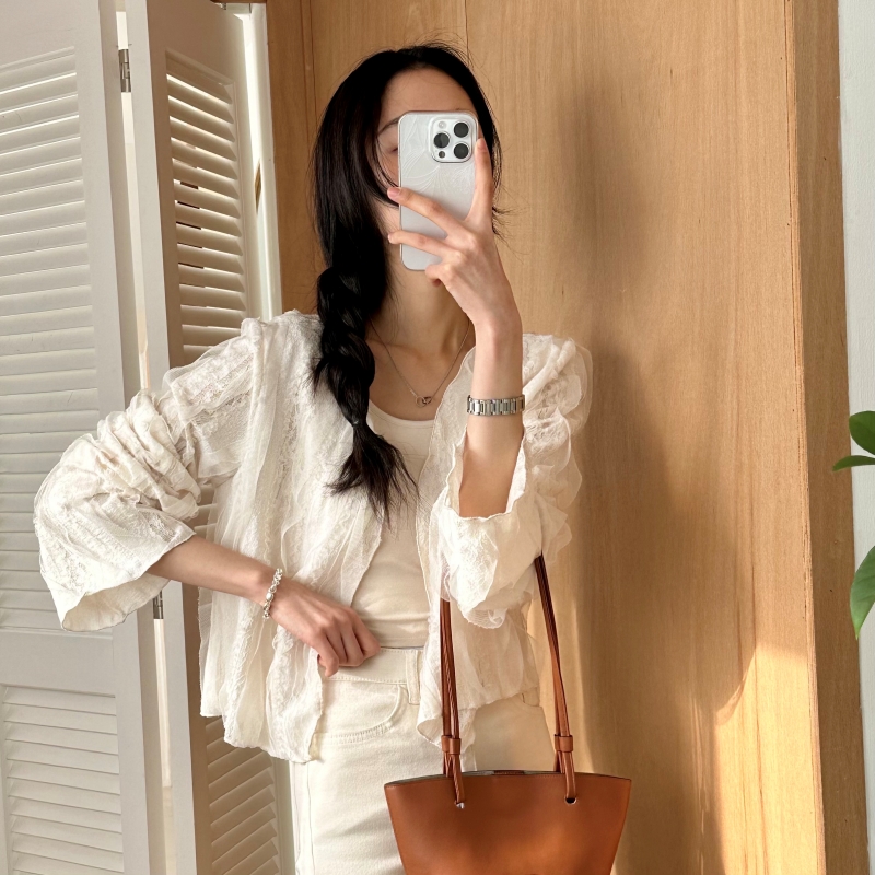 公式サイト 新品♡ バースデーバッシュ 白レースカラー Vネック 